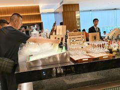 -东方红海鲜百汇(国际大厦店)