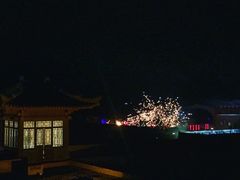 -敦煌山庄摘星阁