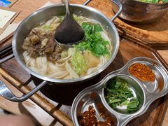 -小满手工粉(上海新世界城店)