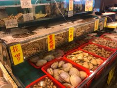 -鲜入围煮花胶鸡海鲜火锅
