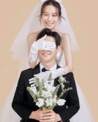 -喜爱高定婚纱摄影