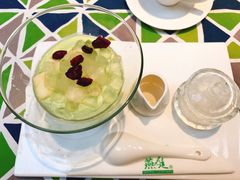 -燕庭·纯燕窝·甜品下午茶(南京西路店)