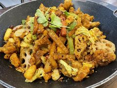 干锅牛蛙-靓蛙馆