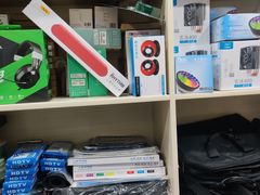 -鸿准通信科技·忠诚手机电脑维修中心(三林店)