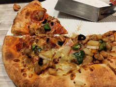 -必胜客(证大大拇指店)