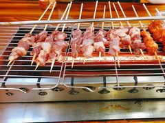 -哈尔滨小酒馆·鲜肉现穿自助烧烤(康新花园店)