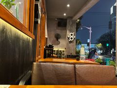 -8PINTS八品脱·日料·烧鸟·精酿小酒馆(莘庄店)
