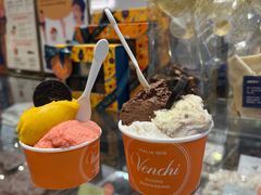 -VENCHI 闻绮(上海佛罗伦萨小镇店)