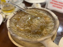 -J Daeng Seafood