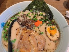 博多拉面-雷神拉面(财富中心玉米楼店)