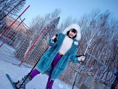 -亚布力新体委滑雪场