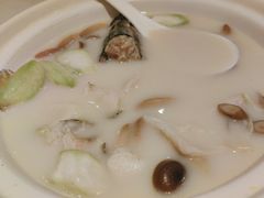 -港丽餐厅(来福士店)