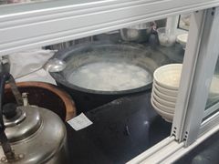 -老西白点心店