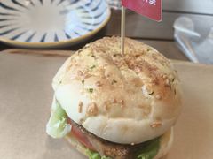 -必胜客(大宁路店)