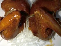 玻璃脆皮乳鸽-利苑酒家(金宝店)