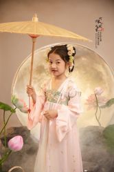 -诺米宝贝摄影工作室(铁机路店)