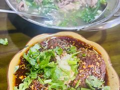 -小杨翘脚牛肉
