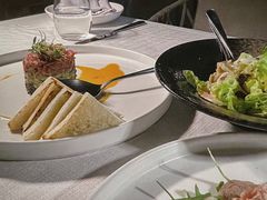 牛肉塔塔配牛油果黑橄榄酱-Solo(衡山路店)