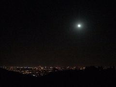 -鬼笑石后山停车场