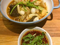 -万记麻辣烫国展总店