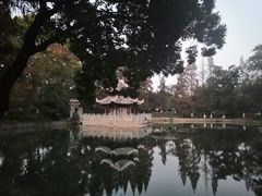 -习家池