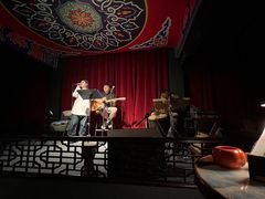 -三两三民谣咖啡清吧