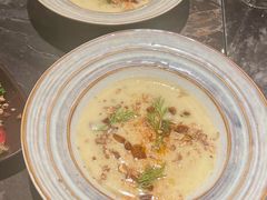 -LESCEDARS Brasserie Bistro香柏树