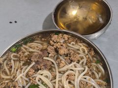 -正宗杨记普洱酸醋米线(总店)