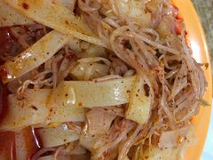 -玲玲米粉·新疆现炒米粉(大十字总店)