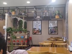 -鑫花溪牛肉米粉(凤凰街创始总店)