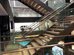 -浙江星杭奔驰4S店(海创园店)