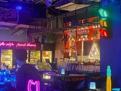 -UP嘻哈酒吧(粉巢店)