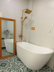 -FUMEIHUI·科技美肤·美体SPA