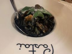 墨鱼汁直身黑面-BONAZZA 意大利餐厅