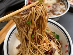 -李易面馆(树木岭店)
