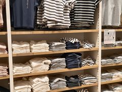 -优衣库(广州番禺万达广场店)