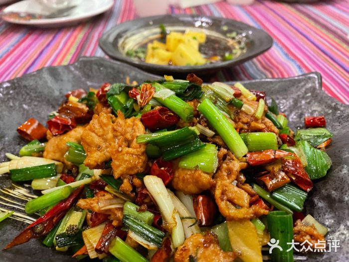 香巴拉云南餐厅(华莱坞店)宣威小炒肉图片