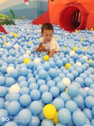 -莫莉幻想儿童乐园(武汉保利广场店)