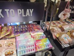 -泡泡玛特POPMART(西单大悦城店)