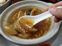 红烧汤招牌大只翅-添發碗仔翅美食