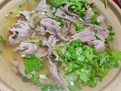 -冯烫烫跷脚牛肉·川菜小馆(武胜西街店)