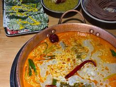 -洱火云南酸菜牛肉火锅(石景山当代商城店)