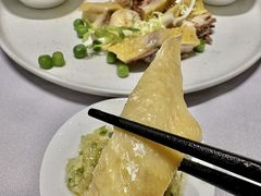 -红鼎豆捞·非遗鲍皇汤火锅(宝丰路店)