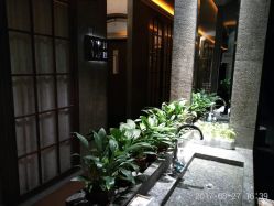 点击看大图 走廊-贝黎诗SPA
