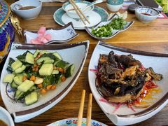 -毛辣果·贵州红酸汤牛肉火锅(西单店)