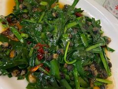 韭菜炒田螺肉-启东小海鲜(庄先湾路1号店)