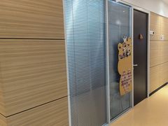 -瑞尔齿科(上海长风大悦城店)