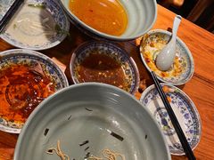 -老外婆本帮面(塔城路店)