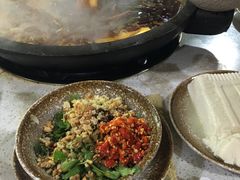 -谭记石锅鱼府(三道堰店)