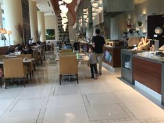 -上海浦东康桥绿地假日酒店